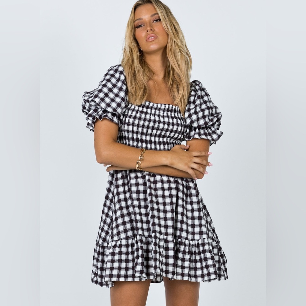 Size 4 Princess Polly Adelio Mini Dress Black / White